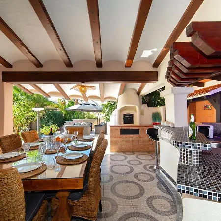 El Salvador By Interhome Villa *