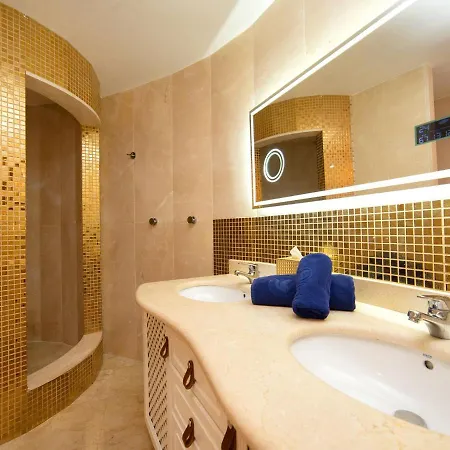 El Salvador By Interhome Villa *